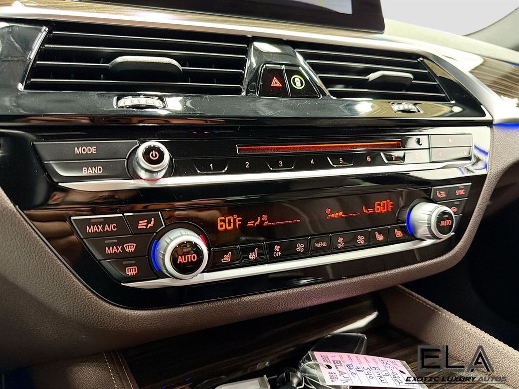 2019 BMW 5 Series 540i xDrive - 23038646 - 16