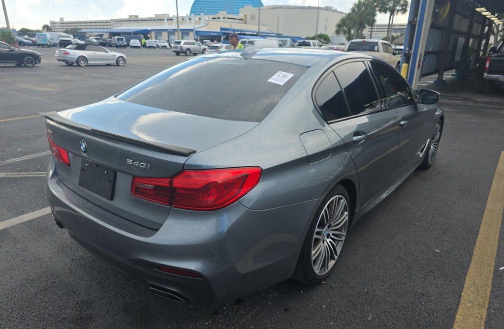 2019 BMW 5 Series 540i xDrive - 23079462 - 3