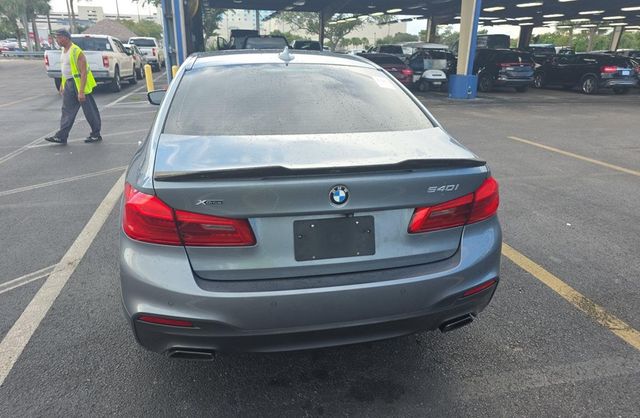 2019 BMW 5 Series 540i xDrive - 23079462 - 4