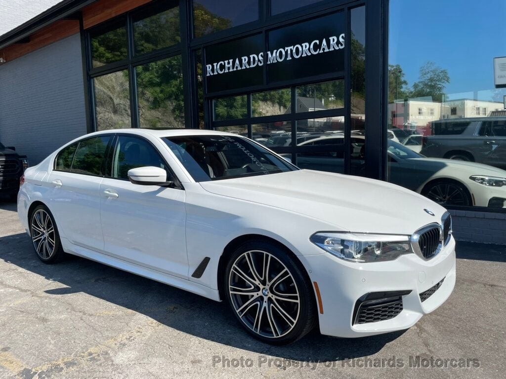 2019 BMW 5 Series 540i xDrive - 23021518 - 0