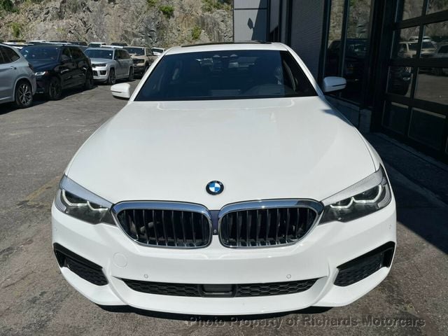 2019 BMW 5 Series 540i xDrive - 23021518 - 3