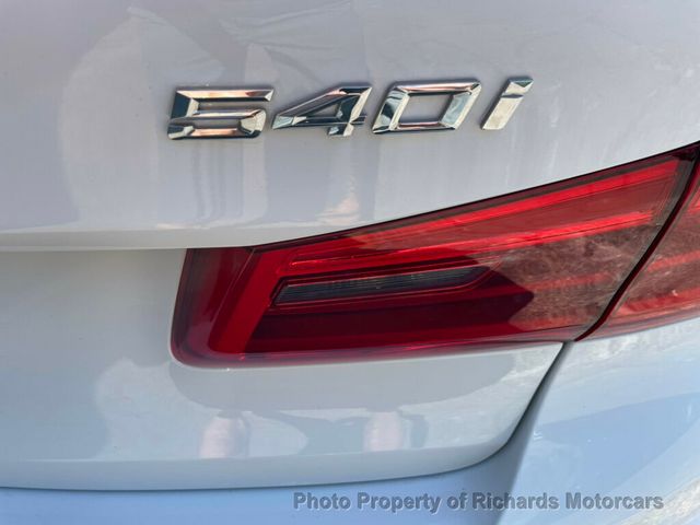 2019 BMW 5 Series 540i xDrive - 23021518 - 7