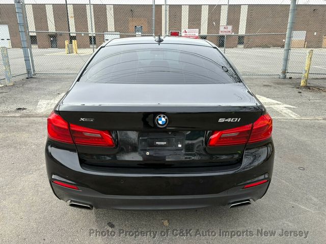 2019 BMW 5 Series 540i xDrive - 22995887 - 11