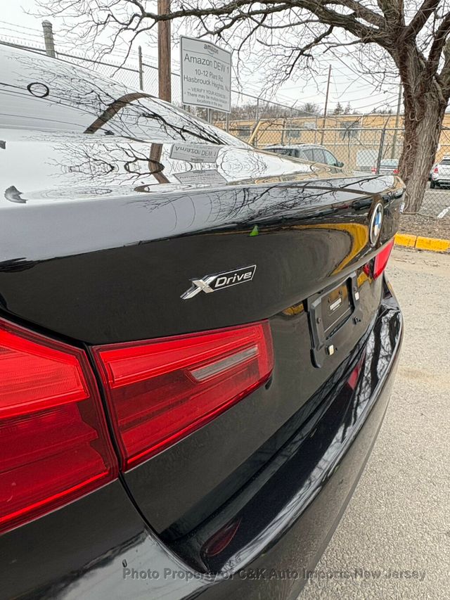 2019 BMW 5 Series 540i xDrive - 22995887 - 17