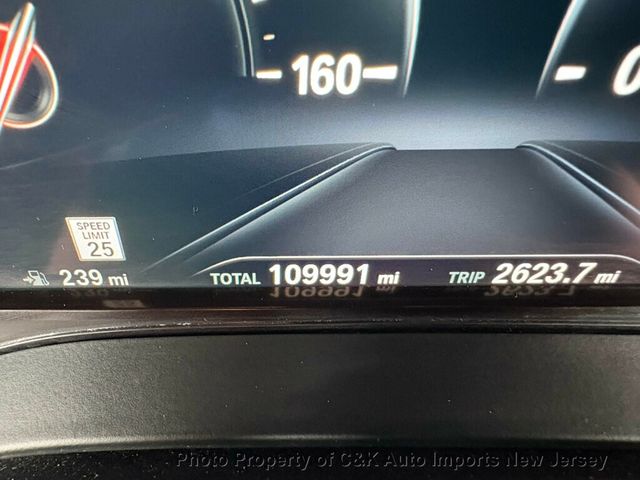 2019 BMW 5 Series 540i xDrive - 22995887 - 46