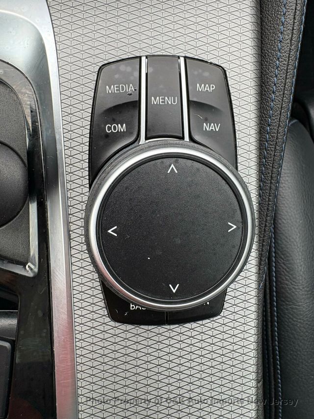 2019 BMW 5 Series 540i xDrive - 22995887 - 48