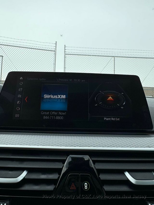 2019 BMW 5 Series 540i xDrive - 22995887 - 50