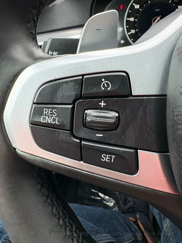 2019 BMW 5 Series 540i xDrive - 22995887 - 55