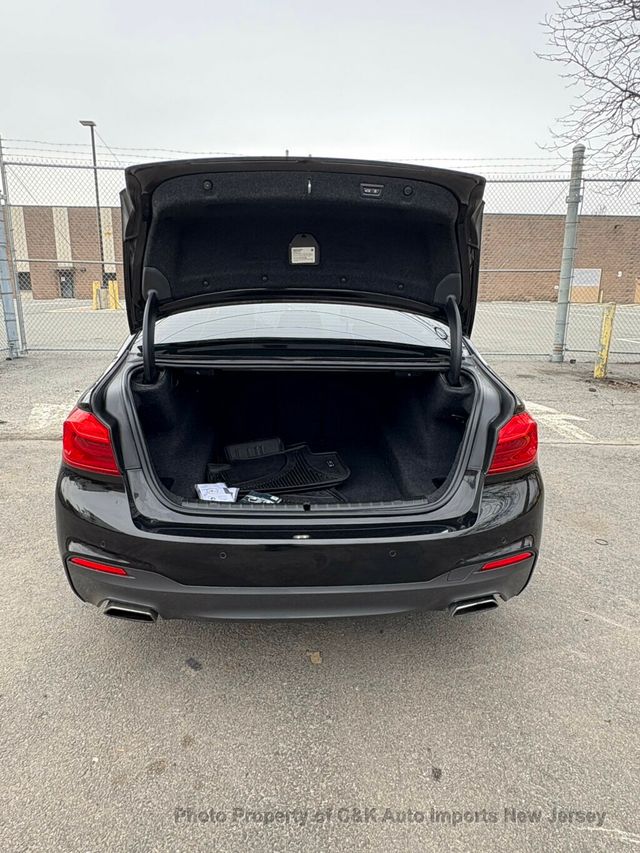 2019 BMW 5 Series 540i xDrive - 22995887 - 58