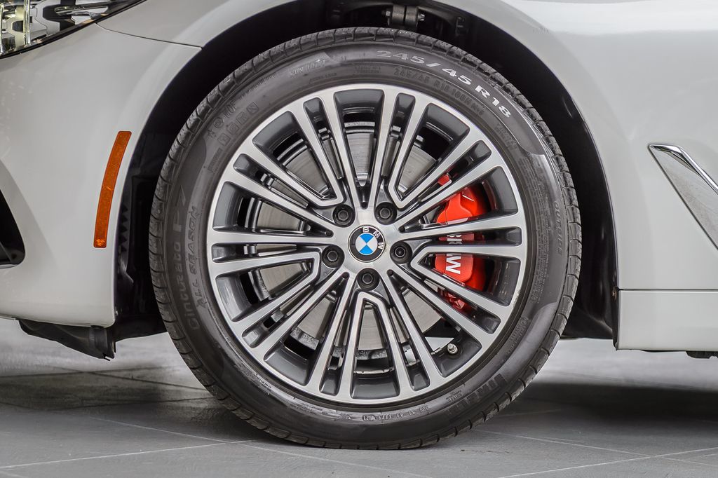 2019 BMW 5 Series 540i xDRIVE - NAV - BACKUP CAM - BLUETOOTH - GORGEOUS - 23023688 - 12