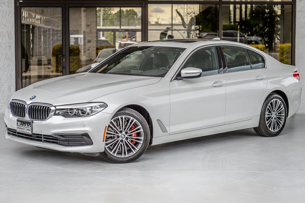2019 BMW 5 Series 540i xDRIVE - NAV - BACKUP CAM - BLUETOOTH - GORGEOUS - 23023688 - 1