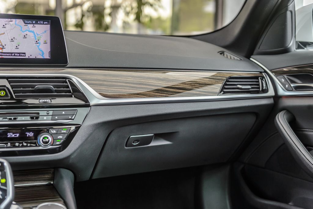 2019 BMW 5 Series 540i xDRIVE - NAV - BACKUP CAM - BLUETOOTH - GORGEOUS - 23023688 - 35