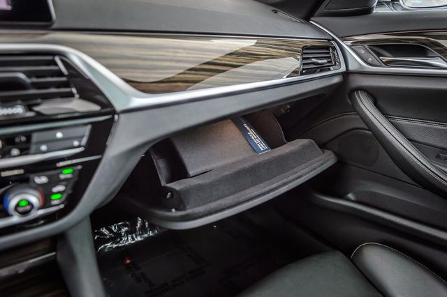 2019 BMW 5 Series 540i xDRIVE - NAV - BACKUP CAM - BLUETOOTH - GORGEOUS - 23023688 - 36