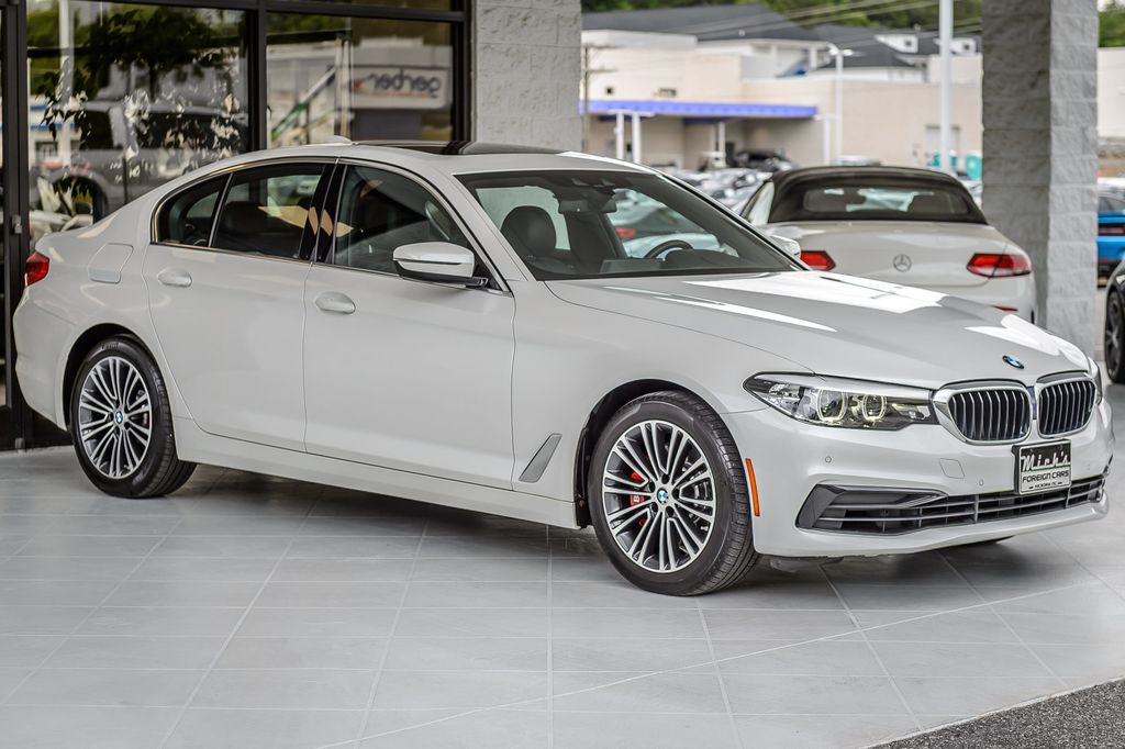 2019 BMW 5 Series 540i xDRIVE - NAV - BACKUP CAM - BLUETOOTH - GORGEOUS - 23023688 - 3