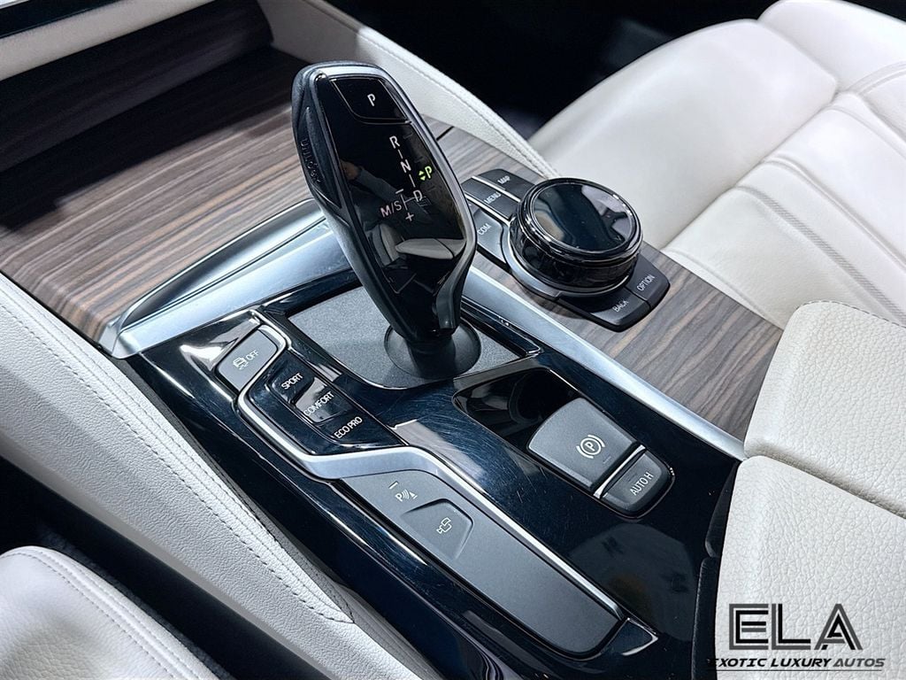 2019 BMW 5 Series BOWERS & WILKINS DIAMOND SURROUND SOUND! EXECUTIVE PAK!  - 22973712 - 17