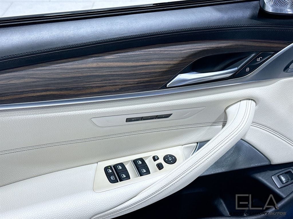 2019 BMW 5 Series BOWERS & WILKINS DIAMOND SURROUND SOUND! EXECUTIVE PAK!  - 22973712 - 18