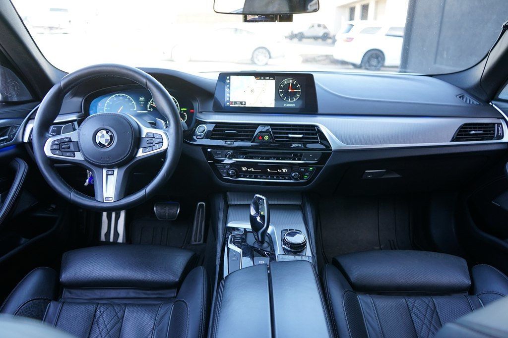 2019 BMW 5 Series Bowers & Wilkins sound system! Luxury Seating Package - 22974549 - 22