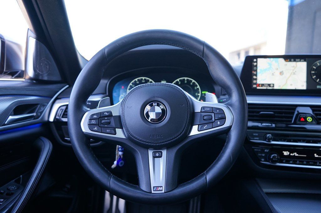2019 BMW 5 Series Bowers & Wilkins sound system! Luxury Seating Package - 22974549 - 23