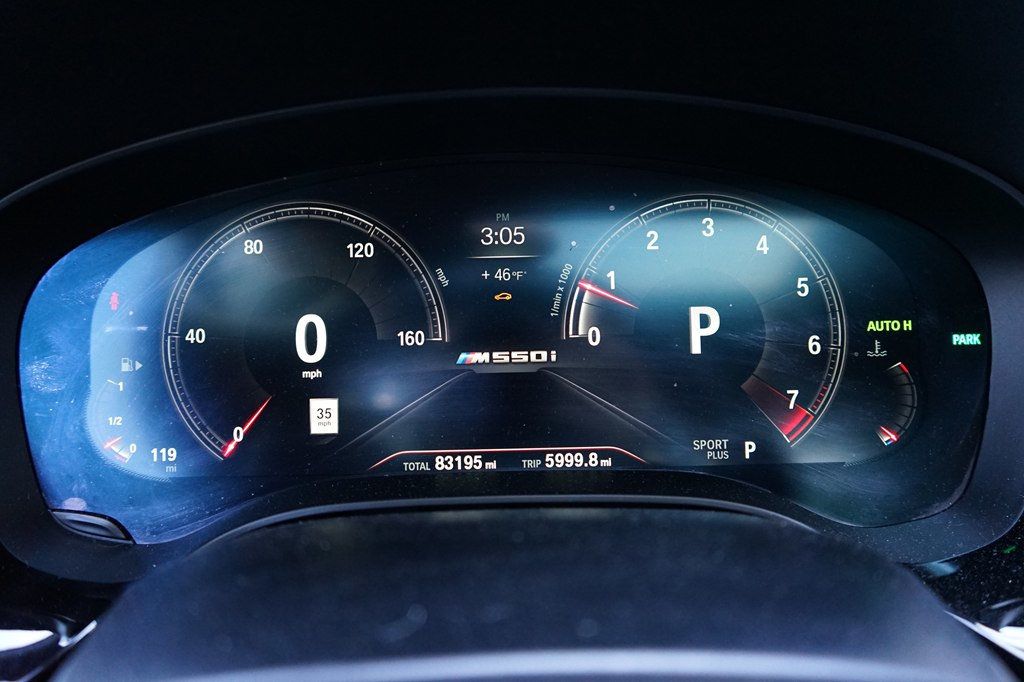 2019 BMW 5 Series Bowers & Wilkins sound system! Luxury Seating Package - 22974549 - 31