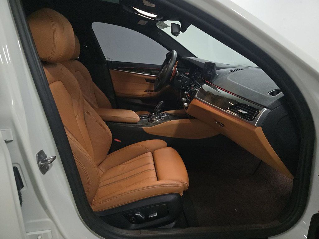 2019 BMW 5 Series EXECUTIVE PACKAGE! M PACK! PREMIUM PACK 2 PARK ASSIST! CLEAN - 22931691 - 15