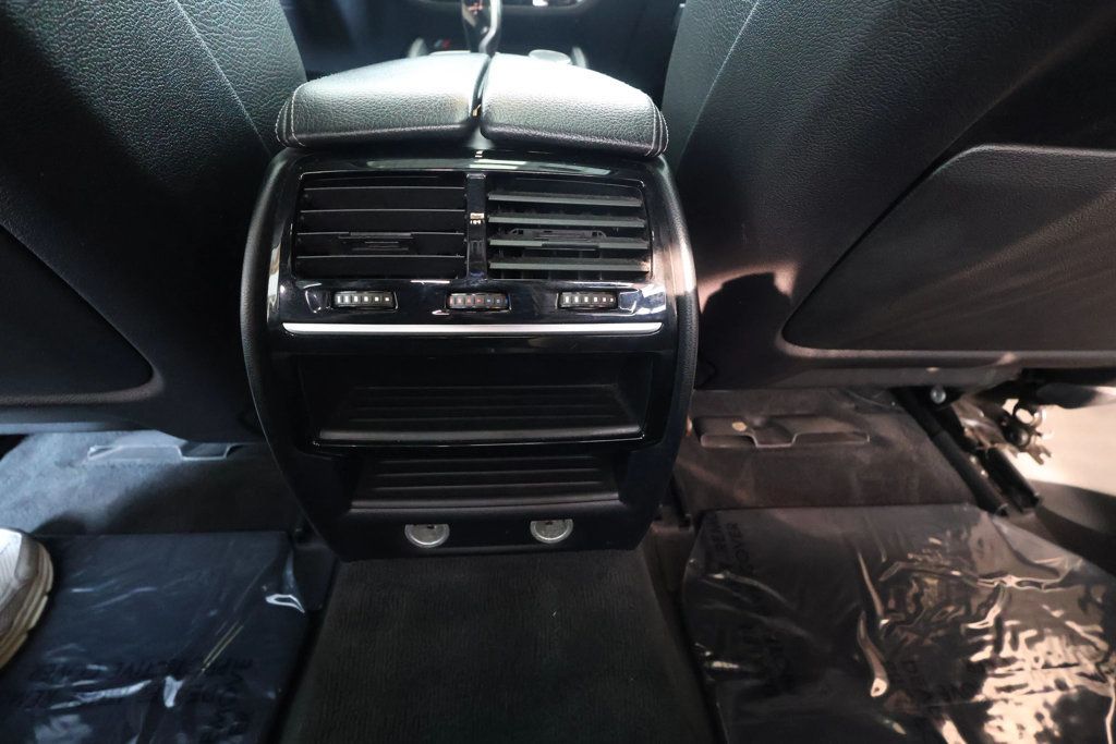 2019 BMW 5 Series M550i xDrive - 22906717 - 31