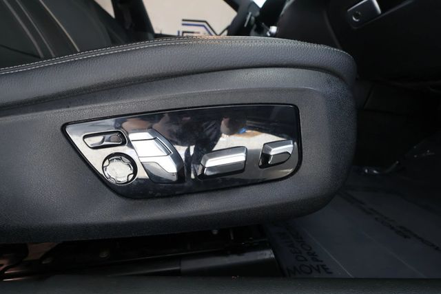 2019 BMW 5 Series M550i xDrive - 23042175 - 35