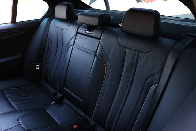 2019 BMW 5 Series M550i xDrive - 22979794 - 10