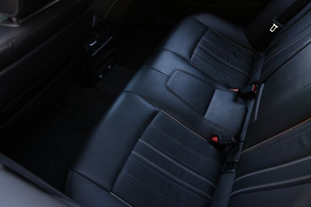 2019 BMW 5 Series M550i xDrive - 22979794 - 12