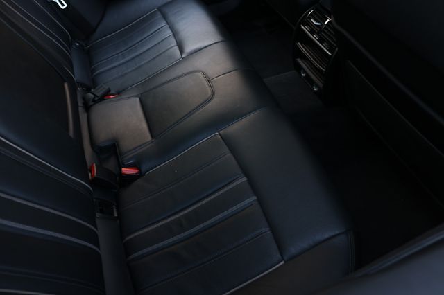 2019 BMW 5 Series M550i xDrive - 22979794 - 14