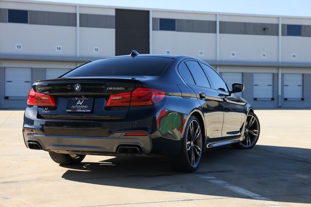 2019 BMW 5 Series M550i xDrive - 22979794 - 37