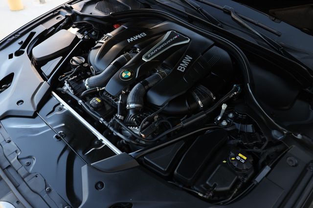 2019 BMW 5 Series M550i xDrive - 22979794 - 60