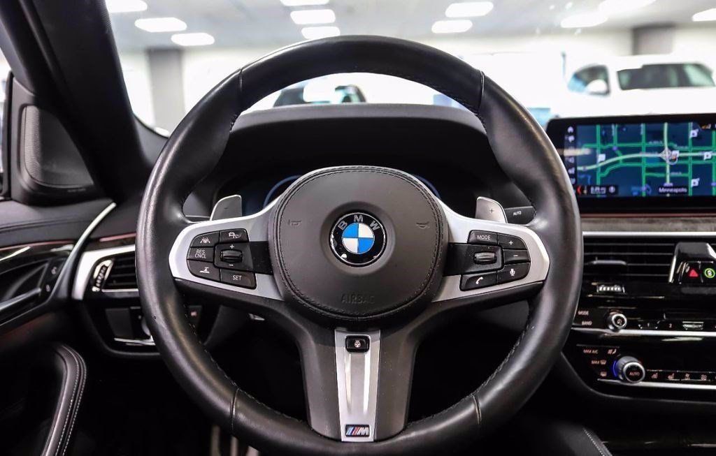 2019 BMW 5 Series M550i xDrive - 21102721 - 56