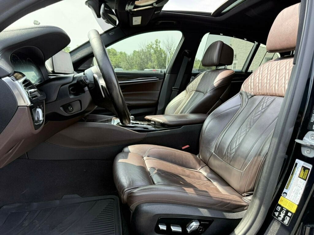 2019 Bmw M550i xDrive Sedan photo 14