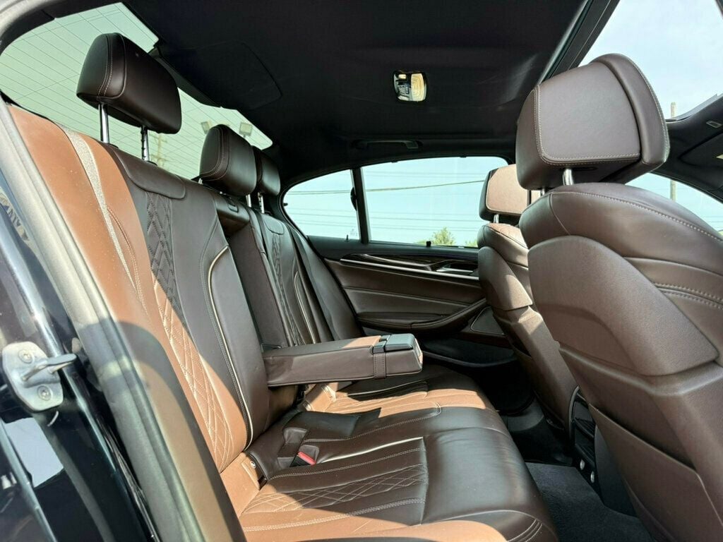 2019 Bmw M550i xDrive Sedan photo 18