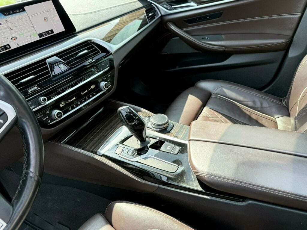 2019 Bmw M550i xDrive Sedan photo 23