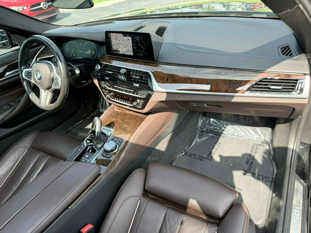 2019 Bmw M550i xDrive Sedan photo 11