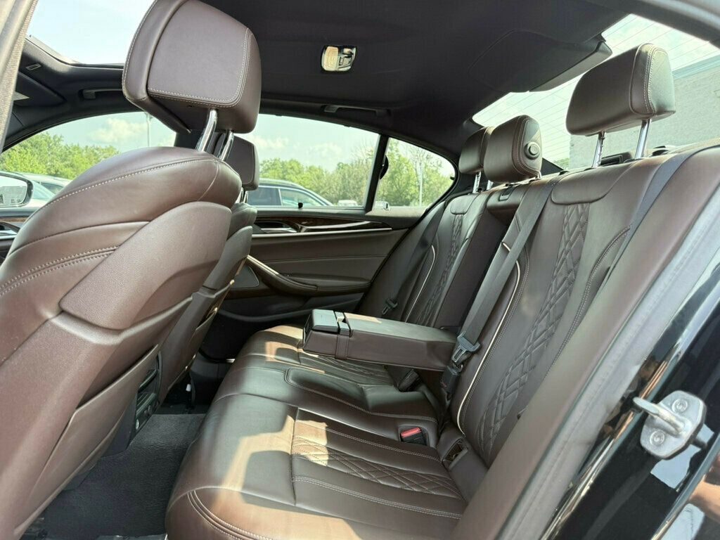 2019 Bmw M550i xDrive Sedan photo 19