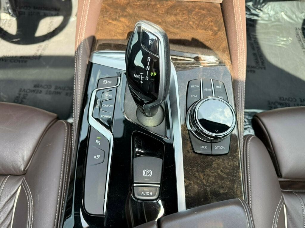 2019 Bmw M550i xDrive Sedan photo 37