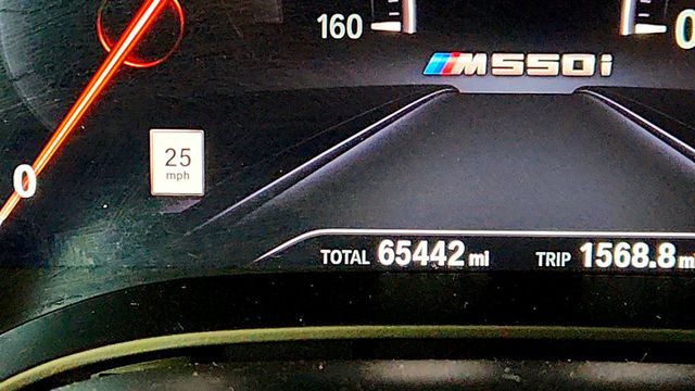 2019 BMW 5 Series M550i xDrive Sedan w/ Premium & Driving Assistance Plus Packages - 22969629 - 15