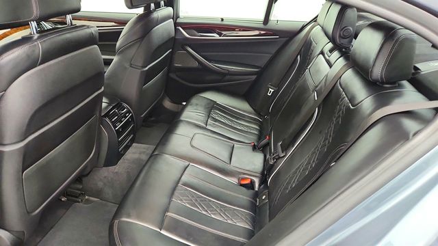 2019 BMW 5 Series M550i xDrive Sedan w/ Premium & Driving Assistance Plus Packages - 22969629 - 21