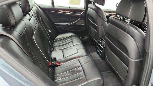 2019 BMW 5 Series M550i xDrive Sedan w/ Premium & Driving Assistance Plus Packages - 22969629 - 23