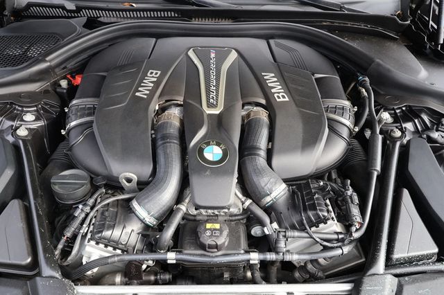 2019 BMW 5 Series M550i xDRIVE, SPOILER, HK SOUND, CF STEERING, NAVI, TOP VIEW CAM - 22906717 - 10