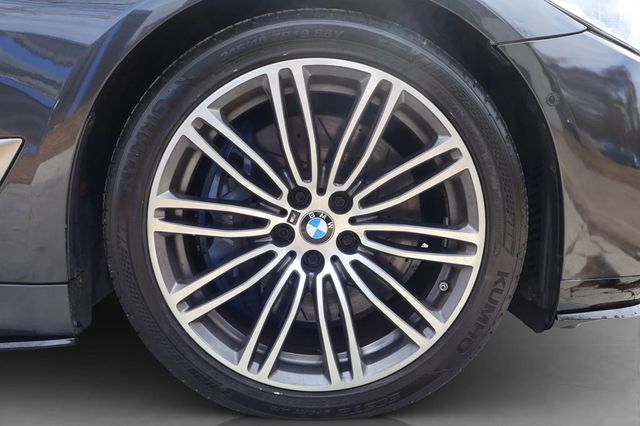 2019 BMW 5 Series M550i xDRIVE, SPOILER, HK SOUND, CF STEERING, NAVI, TOP VIEW CAM - 22906717 - 11