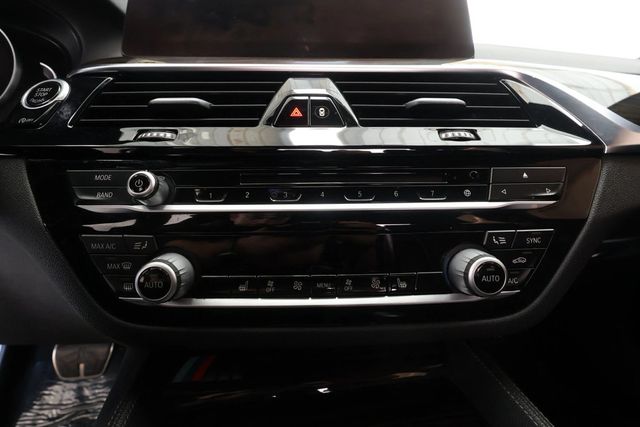 2019 BMW 5 Series M550i xDRIVE, SPOILER, HK SOUND, CF STEERING, NAVI, TOP VIEW CAM - 22906717 - 25