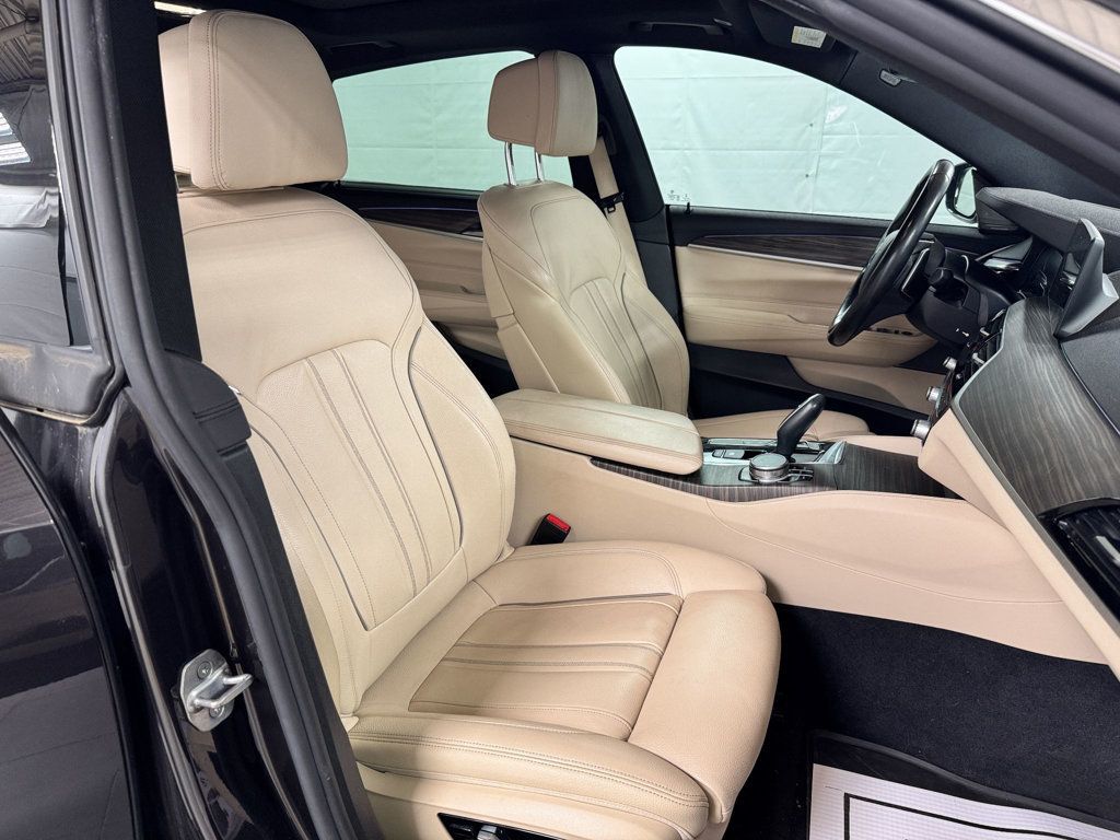 2019 BMW 6 Series 640i xDrive Gran Turismo - 23044165 - 11