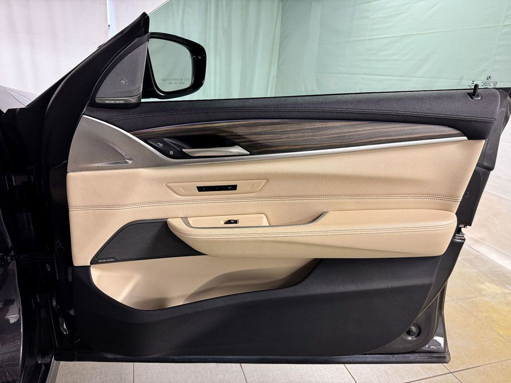 2019 BMW 6 Series 640i xDrive Gran Turismo - 23044165 - 17