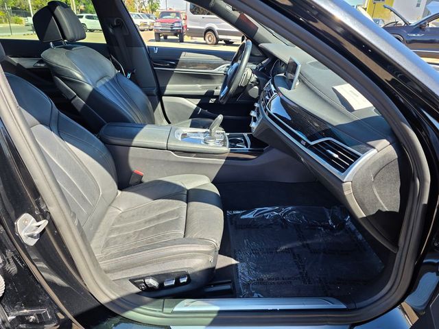 2019 BMW 7 Series 740i - 23005128 - 9