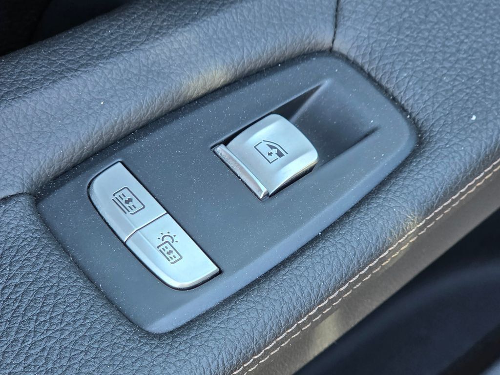 2019 BMW 7 Series 740i - 23005128 - 22