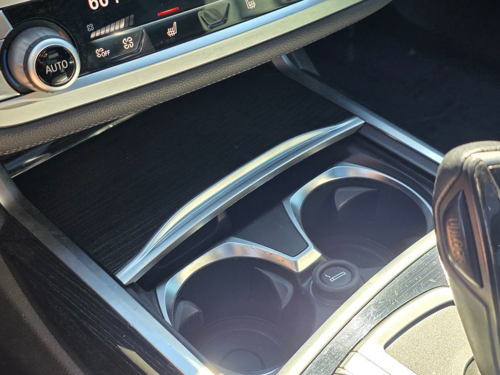 2019 BMW 7 Series 740i - 23005128 - 37