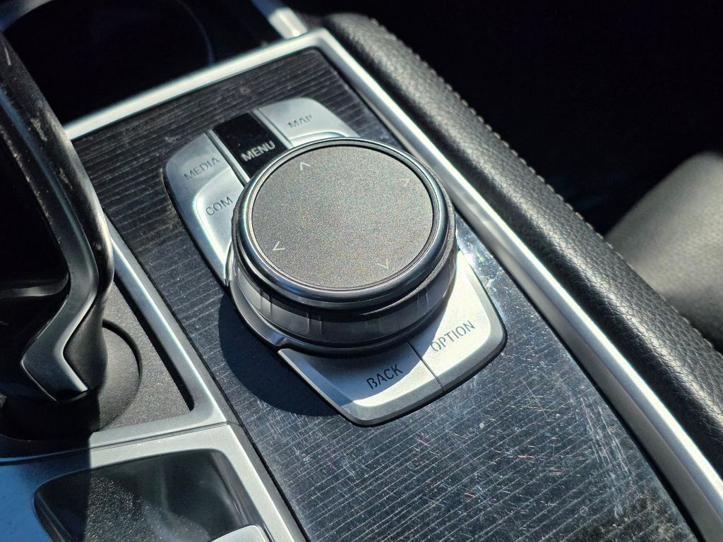 2019 BMW 7 Series 740i - 23005128 - 41